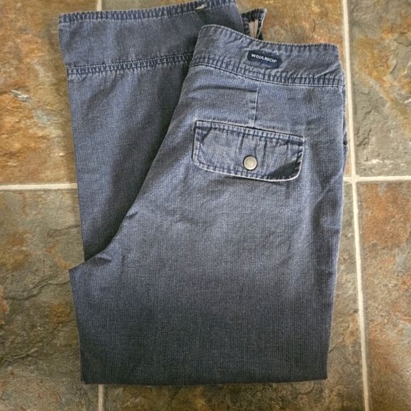 Woolrich Capris w/ Cuffed Pant Legs - Picture 4 of 5